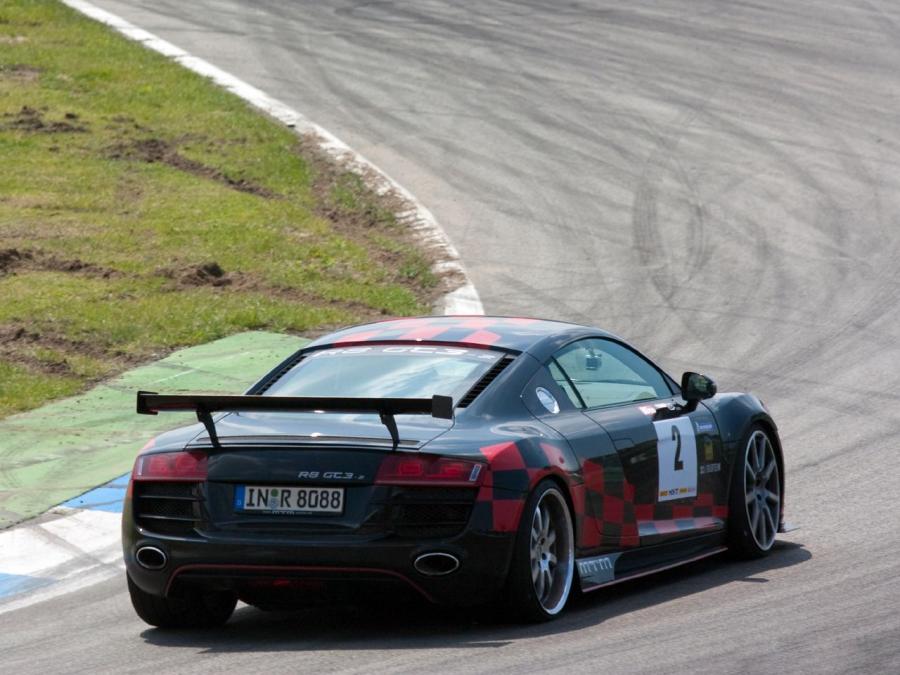  Audi R8 GT3-2 by MTM 2010 года  (фото 4 из 11)